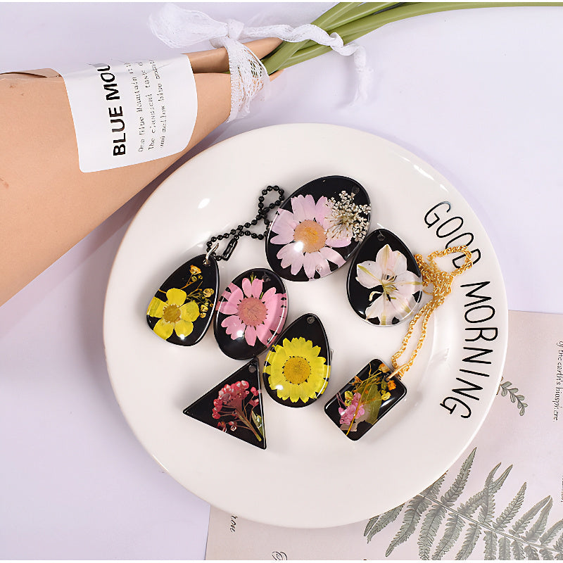 Mixed Shape Pendant Silicone Mould Tray image 9